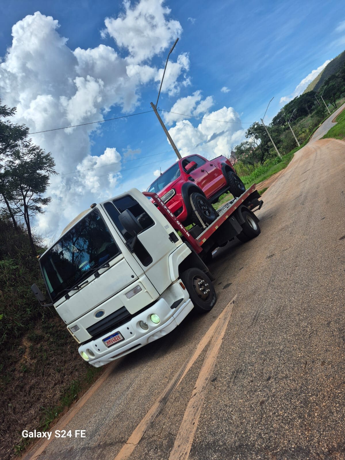 Guincho TB Reboque em ação na região de Betim